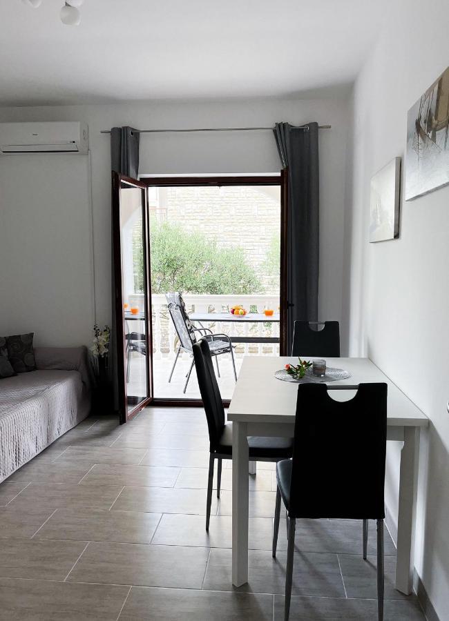 Apartments T&T Trogir Exterior foto